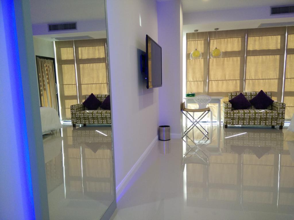 Hotel Phitsanulok United Habitación foto