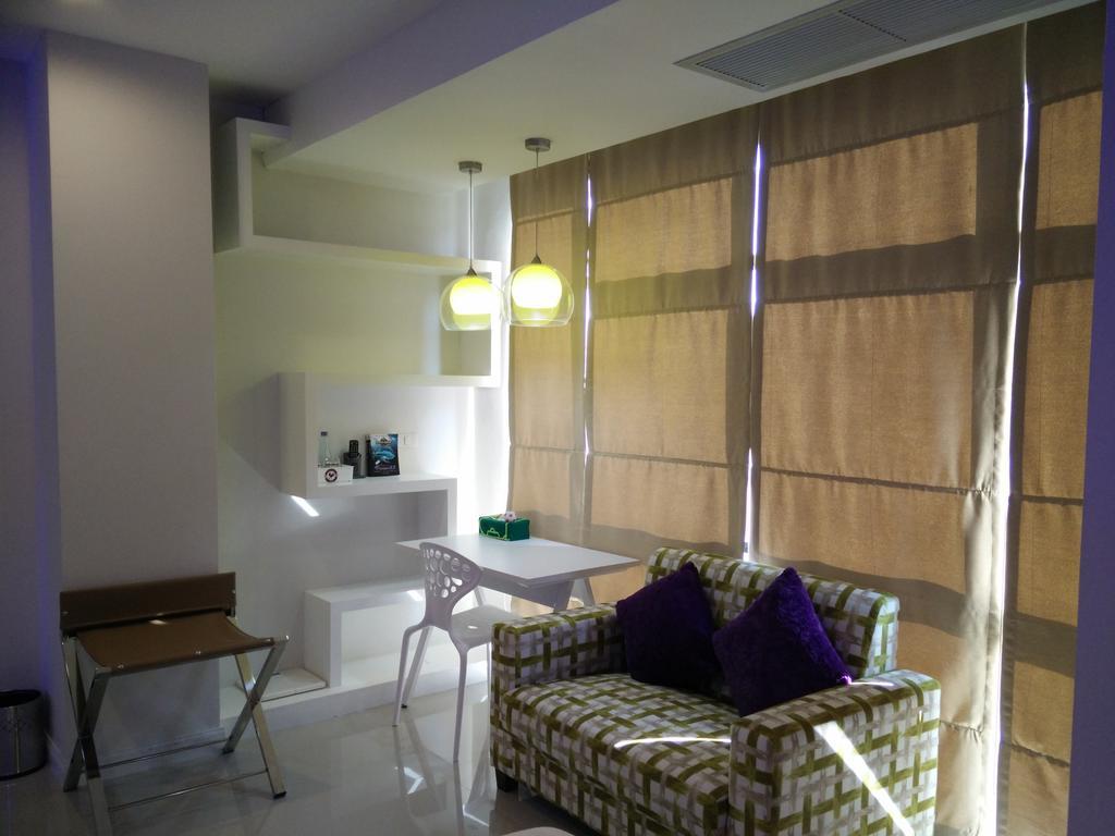 Hotel Phitsanulok United Habitación foto