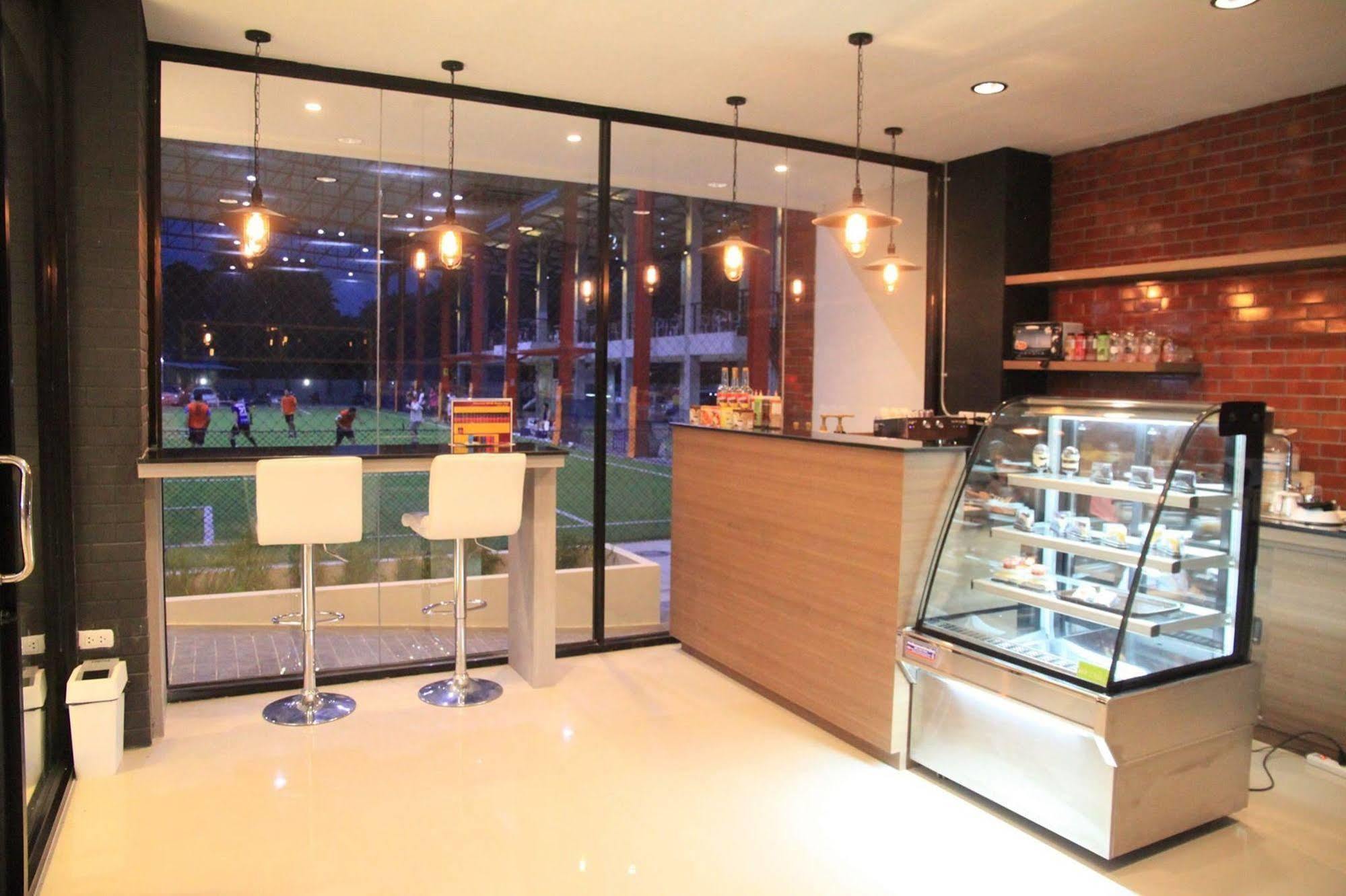Hotel Phitsanulok United Exterior foto