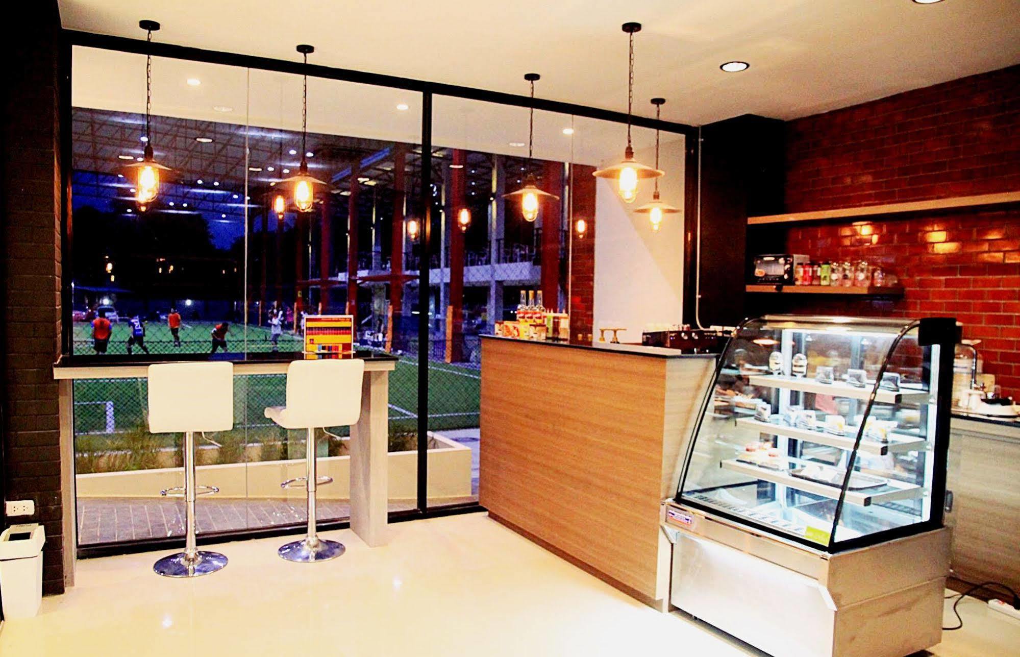 Hotel Phitsanulok United Exterior foto